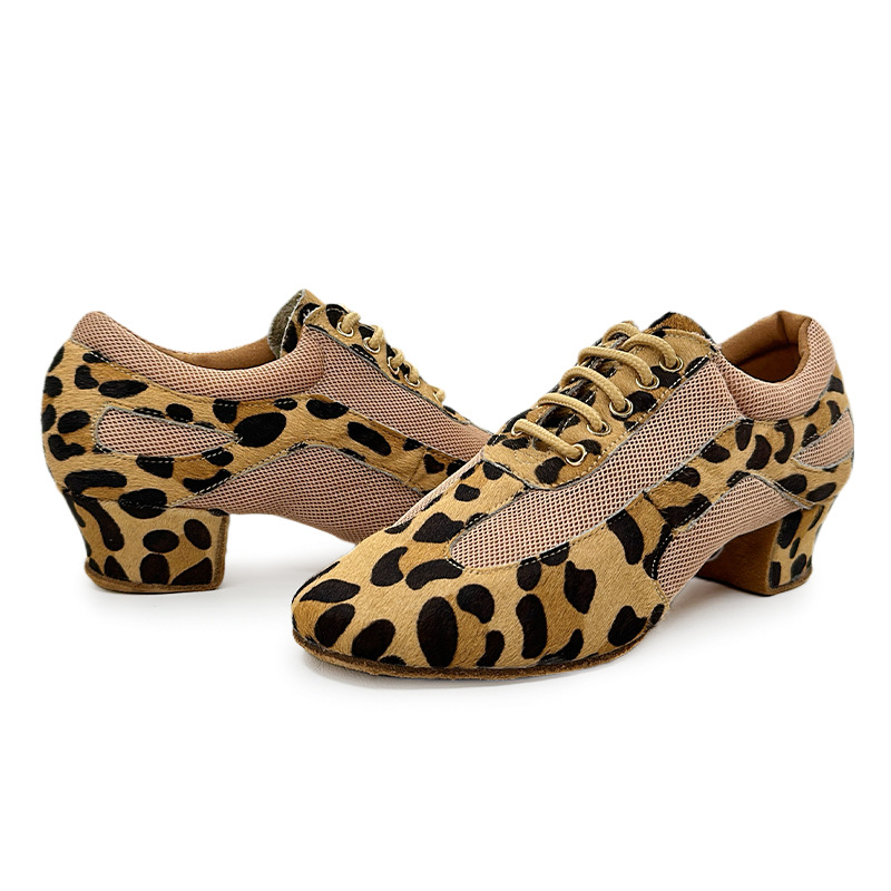 New Latin Shoes Adult Women's  - Zebra Tablet Accessories recension och pris